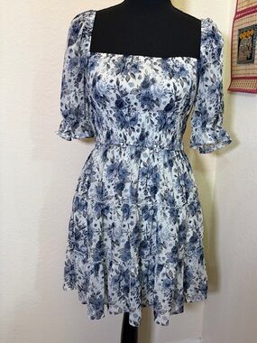 Floral Square-Neck Blue and White Dress